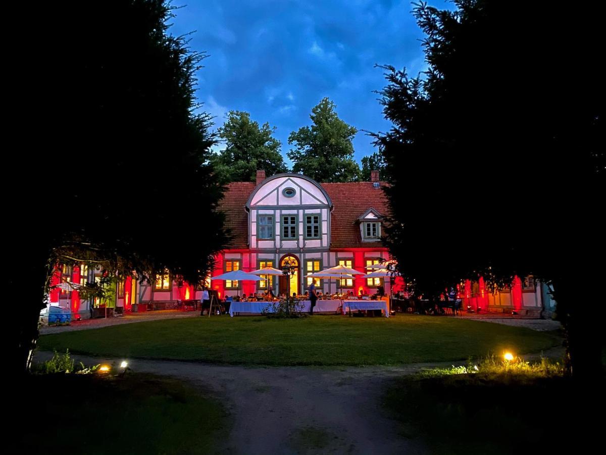 Jagdschloss Friedrichsmoor Neustadt-Glewe Dış mekan fotoğraf